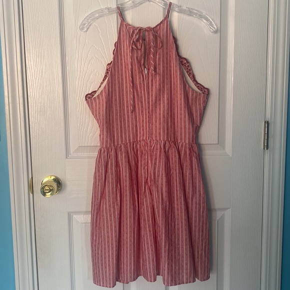 Charlotte Russe Pink Halter Dress with Floral Embroidery - Picture 7 of 8